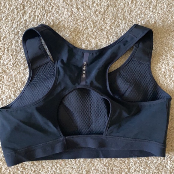 Bundle of 3 Nike sports bras - Picture 12 of 15